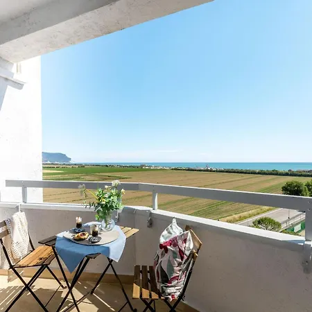 Italian Experience- Mareconero Апартаменты