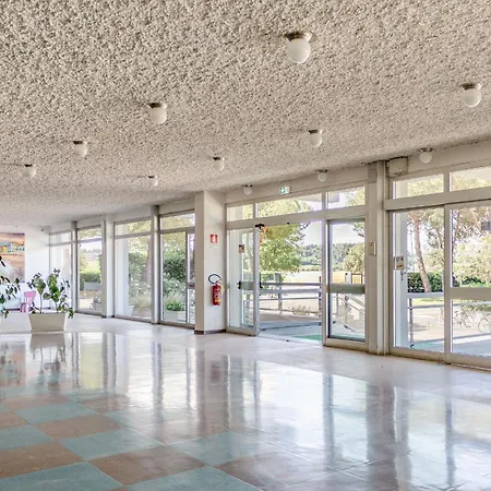 Italian Experience- Mareconero * Порто-Реканати