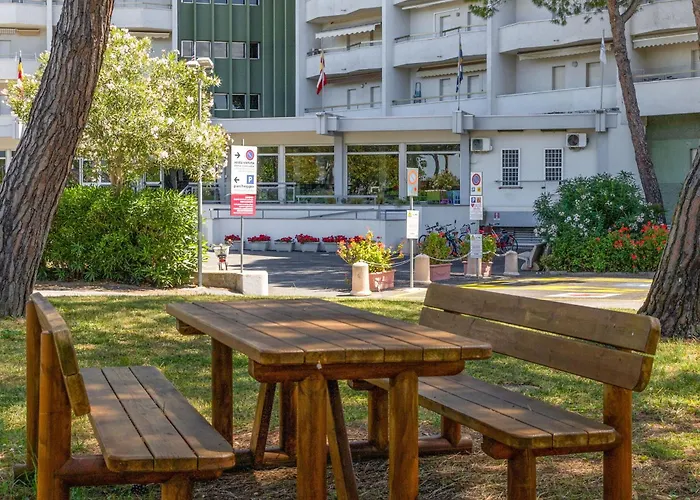 Italian Experience- Mareconero * Porto Recanati